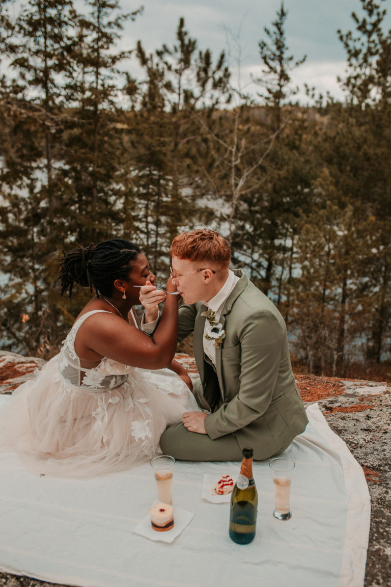 Couple having a picnic after their elopement in Minnesota
